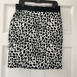 Ann Taylor Black and White Animal Print Pencil Skirt
